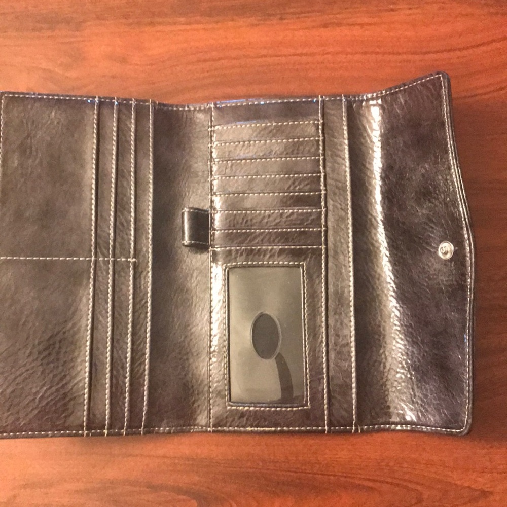 Guess wallet - Picture 2 of 3